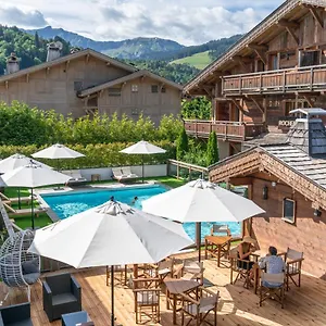 https://les-loges-blanches.hotels-rhonealpes.com