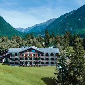 https://hotel-le-labrador.hotels-rhonealpes.com